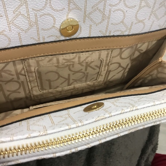 Crossbody Bag - Picture 2 of 2